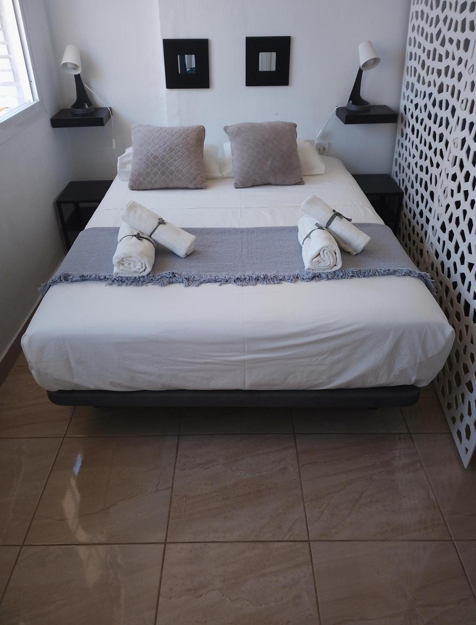 Apartamento Serrano Malaga Exterior photo